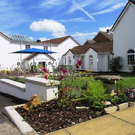 The Yeovil Court Hotel Экстерьер фото