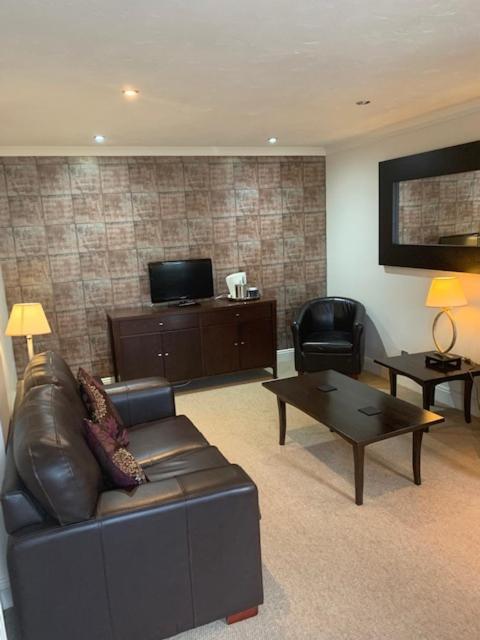 The Yeovil Court Hotel Экстерьер фото