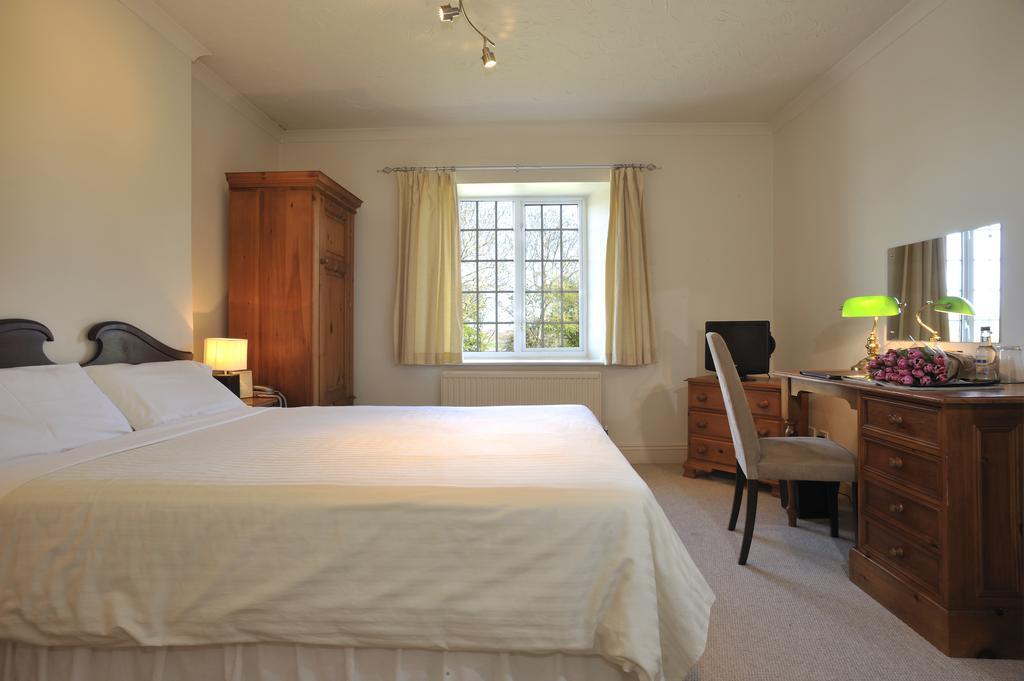 The Yeovil Court Hotel Экстерьер фото